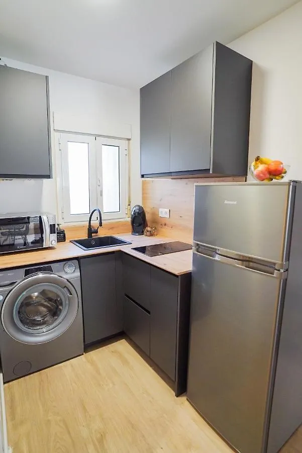 Homely Rooms Santander Apartment